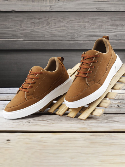 DailyWalk FlexPro Sneakers
